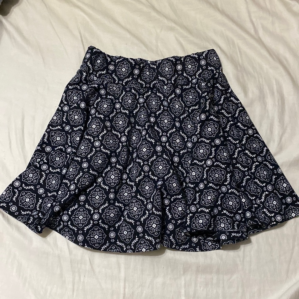 Black and White Patterned Skirt